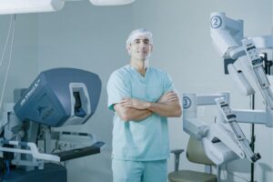 Dr Rodrigo Braz e cirurgia robotica médico urologista